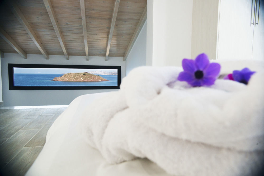Eleia Seafront Rooms & Villas 페트라 외부 사진